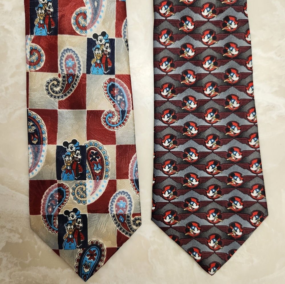Mickey Unlimited Men's Novelty Necktie Tie Pilot Mickey Mouse & Friends